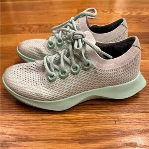 Allbirds Women's Light Green Dasher Sneakers